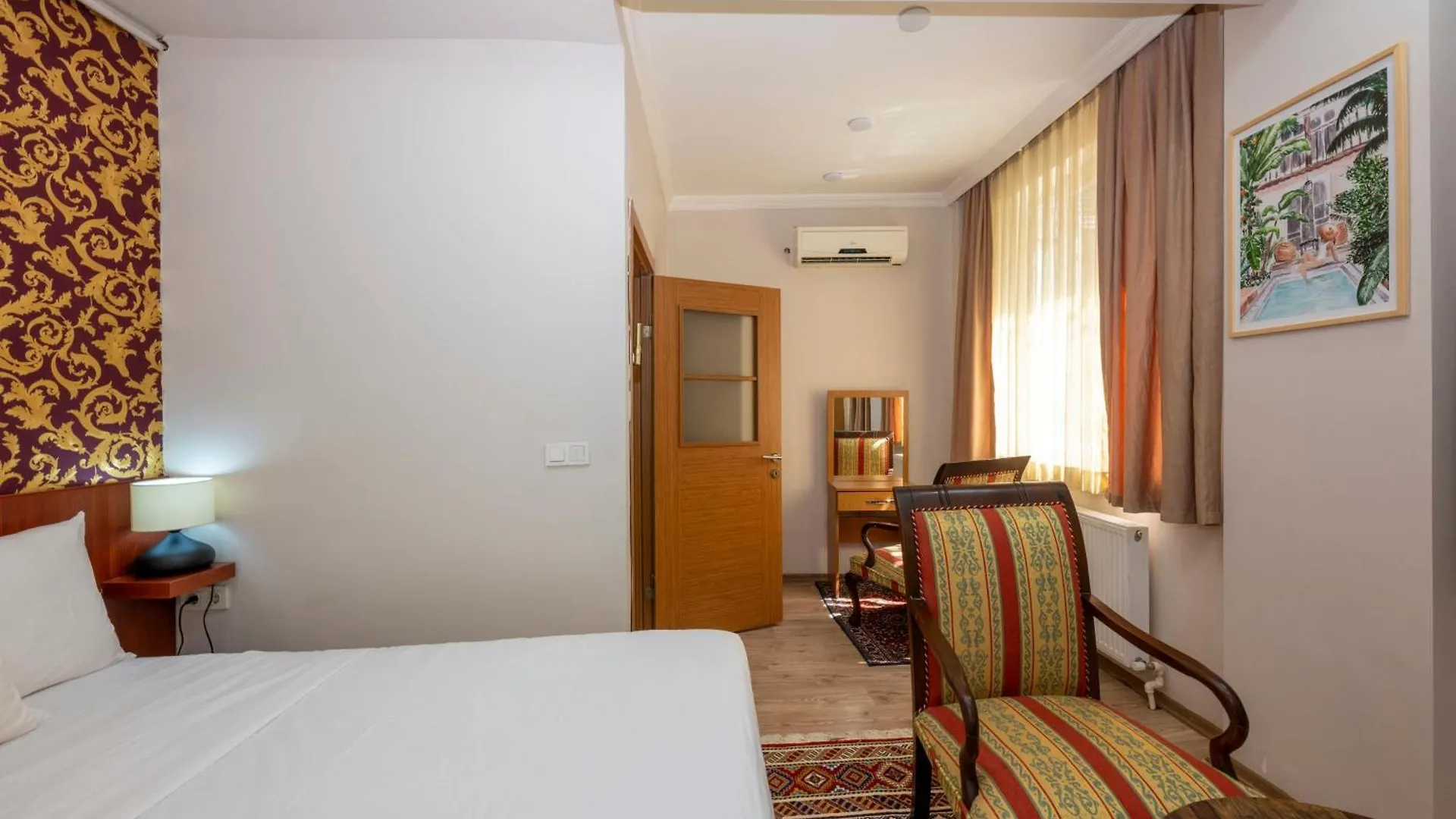 Marida Suit - Istanbul Taksim Turkey